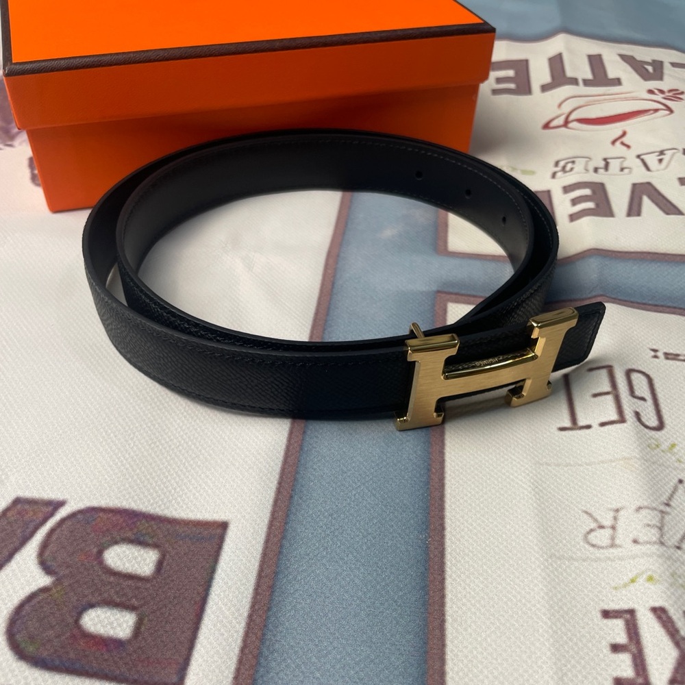 Hermes reversible Black leather Belt with Gold Buckle-85cm